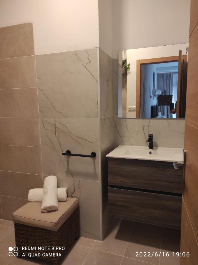Suites 5* Lahcene อาลิกันเต ภายนอก รูปภาพ